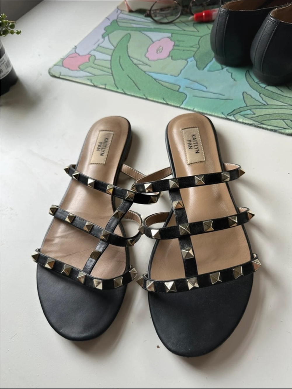 Kaitlyn pan studded sandals